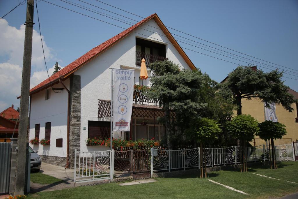 Hotel Simply Szallo Balatonboglár Exteriér fotografie