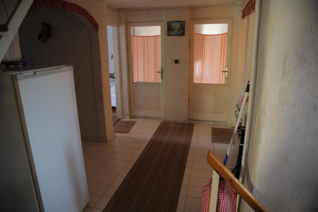 Hotel Simply Szallo Balatonboglár Pokoj fotografie